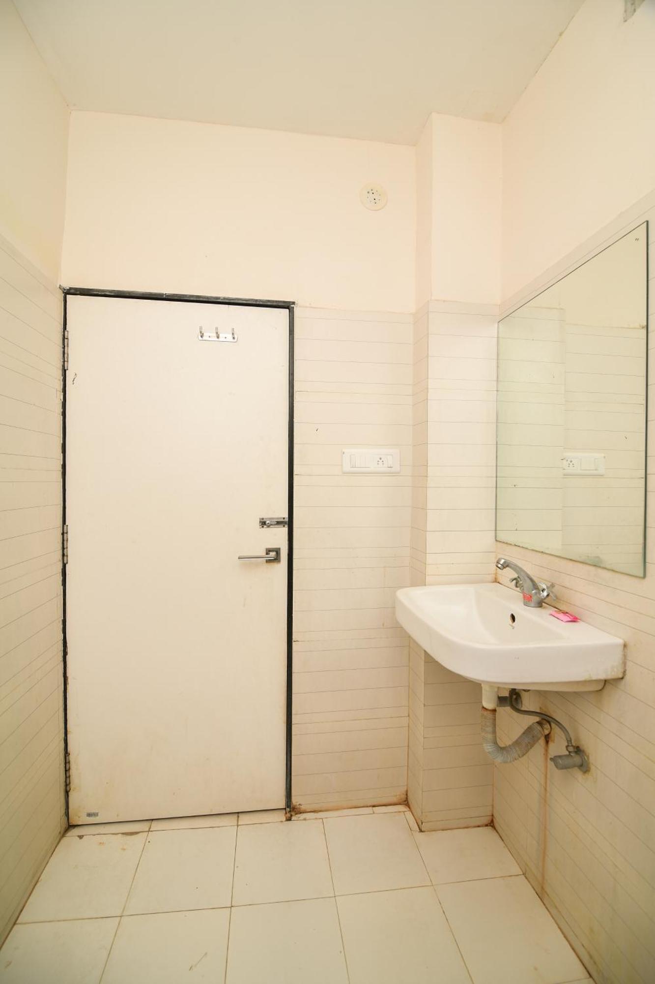 Shree Ram Hotel Ujjain Dış mekan fotoğraf